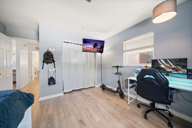 4028 12TH AVENUE N, St Petersburg, FL 33713