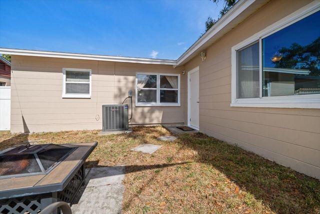 4028 12TH AVENUE N, St Petersburg, FL 33713