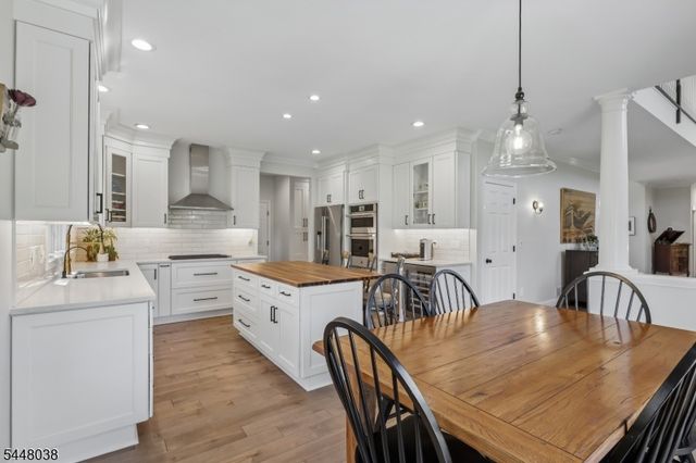9 Sandpiper Ct, Montgomery Twp., NJ 08558