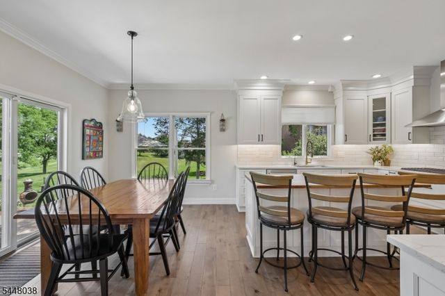 9 Sandpiper Ct, Montgomery Twp., NJ 08558
