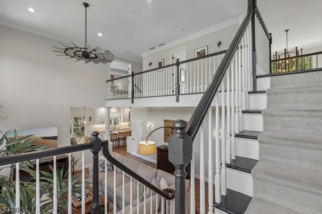 9 Sandpiper Ct, Montgomery Twp., NJ 08558