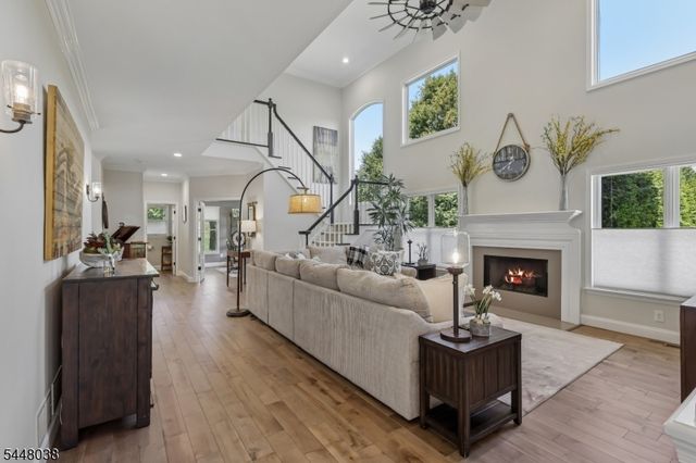 9 Sandpiper Ct, Montgomery Twp., NJ 08558