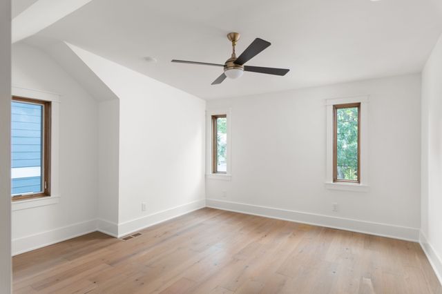 904 N 16th St, Nashville, TN 37206