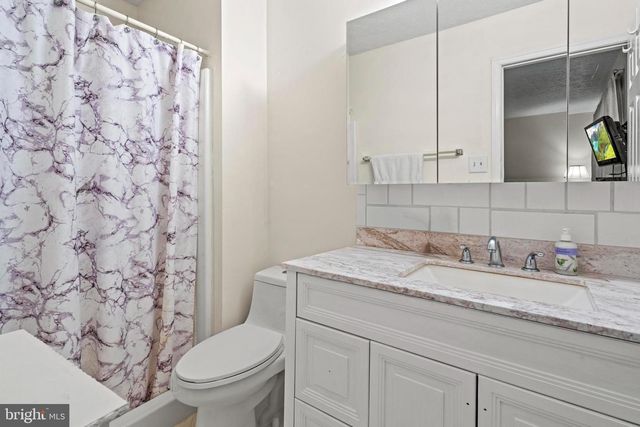 224 VALLEY FORGE DR, Little Egg Harbor Twp, NJ 08087