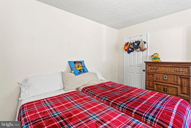 224 VALLEY FORGE DR, Little Egg Harbor Twp, NJ 08087