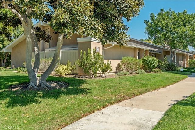 8565 Sierra Circle 916A, Huntington Beach, CA 92646