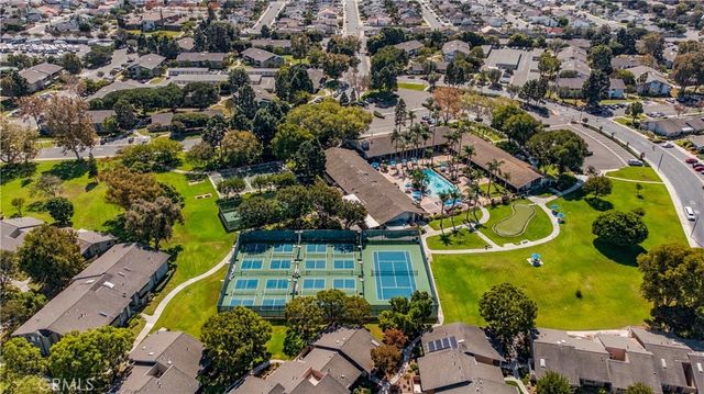 8565 Sierra Circle 916A, Huntington Beach, CA 92646