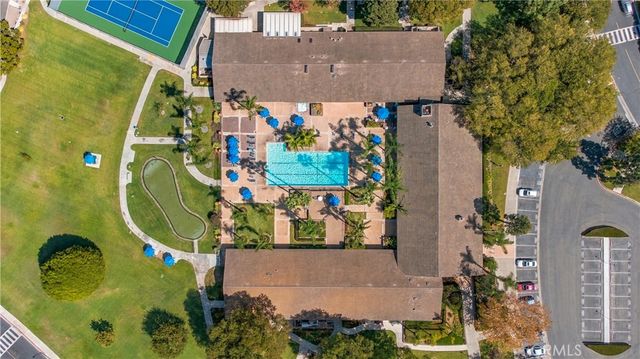 8565 Sierra Circle 916A, Huntington Beach, CA 92646