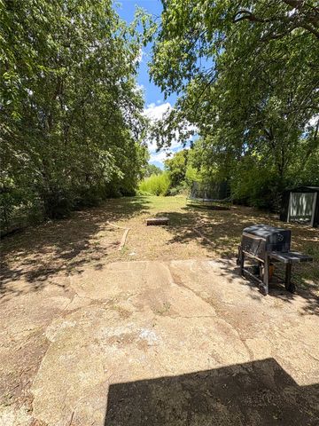 3125 Palo Alto Drive, Dallas, TX 75241