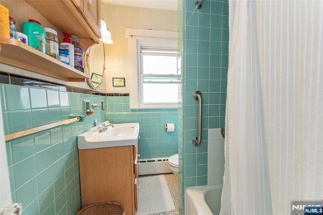 253 Merrison Street, Teaneck, NJ 07666