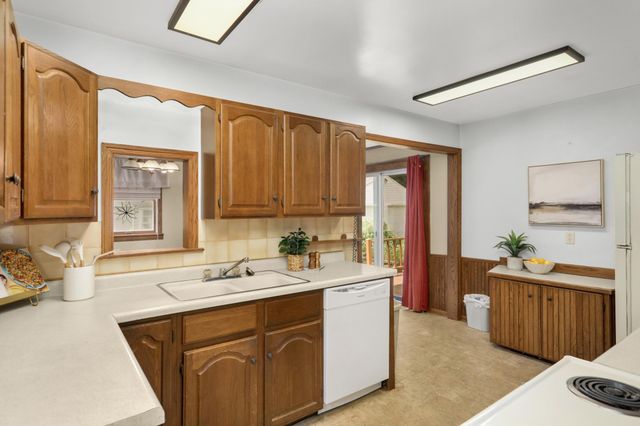 3908 Hayes Street NE, Columbia Heights, MN 55421