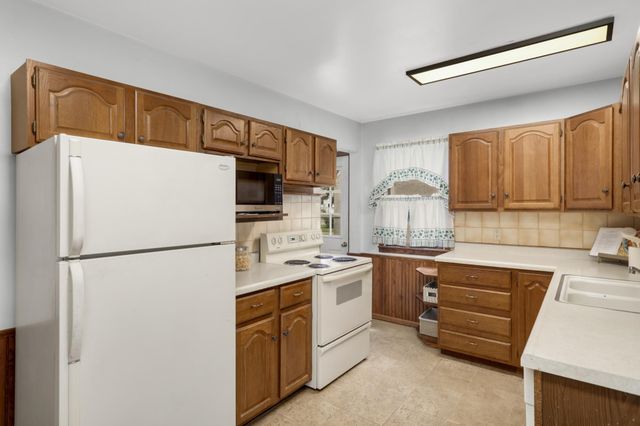 3908 Hayes Street NE, Columbia Heights, MN 55421