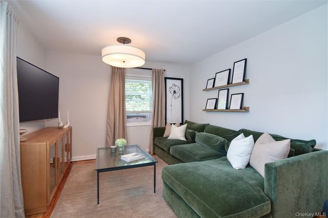 330 S Broadway B10, Tarrytown, NY 10591