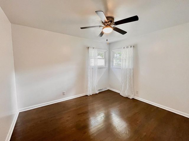 5315 W Portage AVENUE, Milwaukee, WI 53223