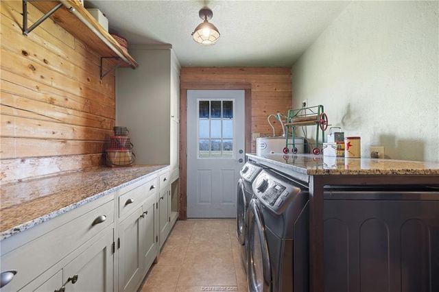 8501 Grassbur Road, Bryan, TX 77808