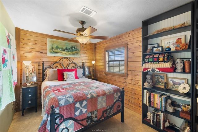 8501 Grassbur Road, Bryan, TX 77808