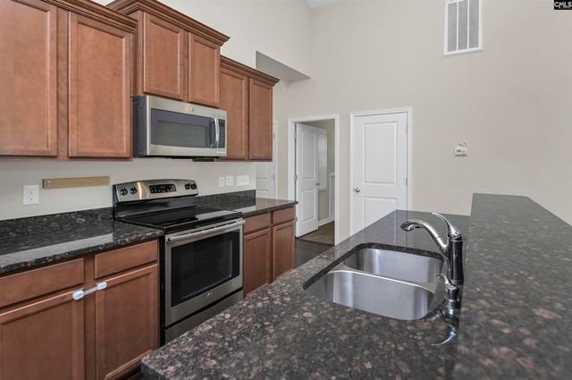 501 FINNEGAN Lane, West Columbia, SC 29169