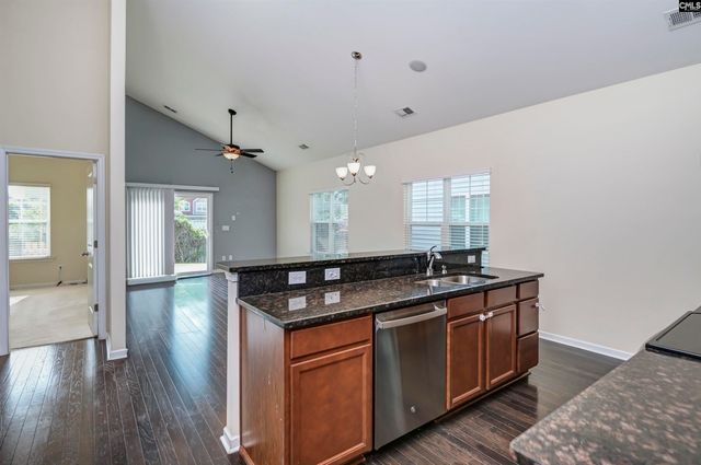 501 FINNEGAN Lane, West Columbia, SC 29169
