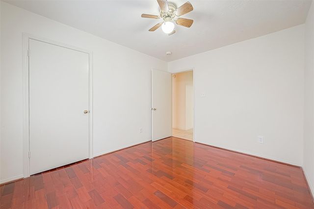 9138 Blake Bend Circle, Houston, TX 77095