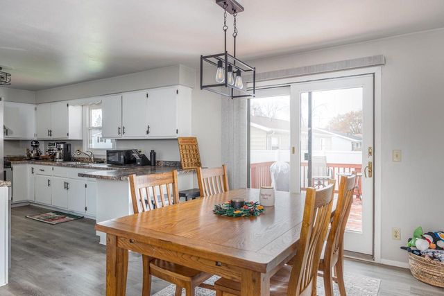 2915 S GLADYS AVENUE, Appleton, WI 54915