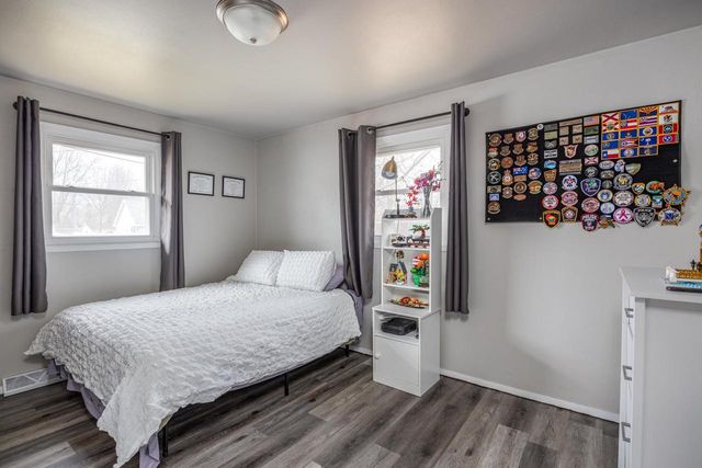 2915 S GLADYS AVENUE, Appleton, WI 54915