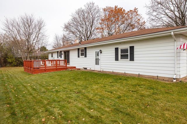 2915 S GLADYS AVENUE, Appleton, WI 54915
