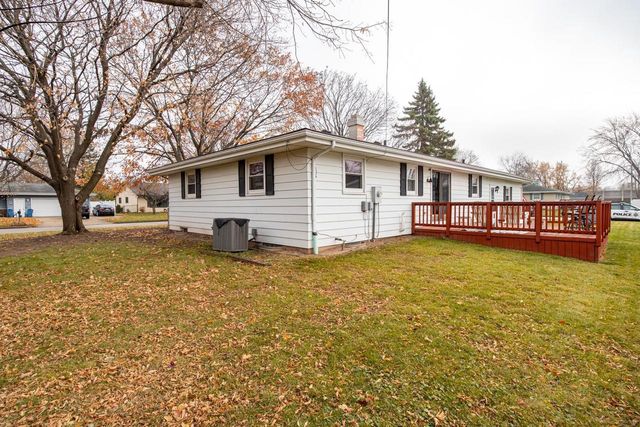 2915 S GLADYS AVENUE, Appleton, WI 54915