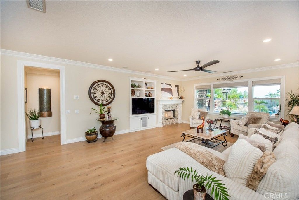 Image 12 of property listing at 23537 Hudson Court, Murrieta, CA 92562