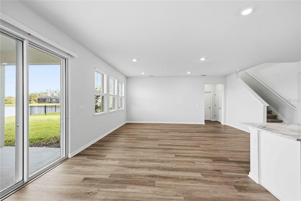 Image 13 of property listing at 624 160TH STREET E, Bradenton, FL 34212