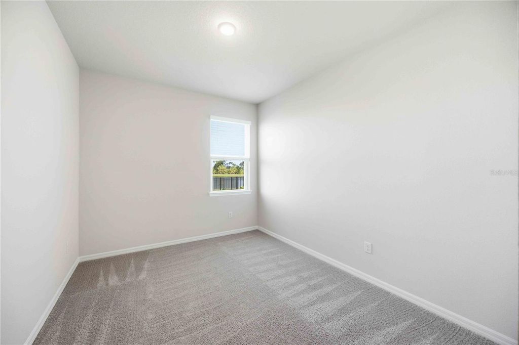 Image 36 of property listing at 624 160TH STREET E, Bradenton, FL 34212
