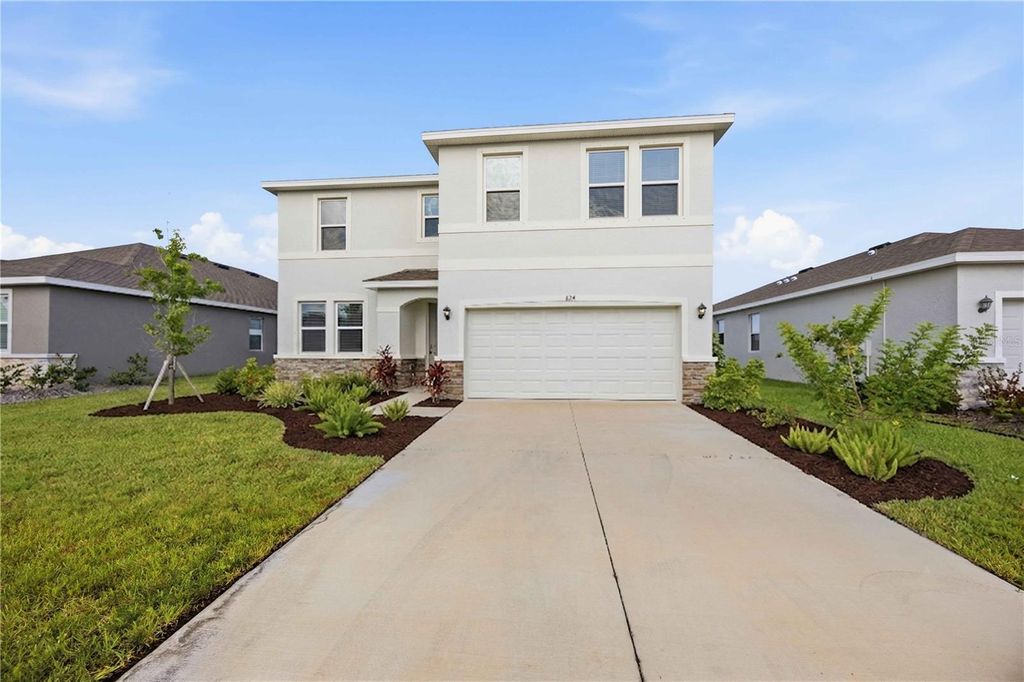 Image 5 of property listing at 624 160TH STREET E, Bradenton, FL 34212