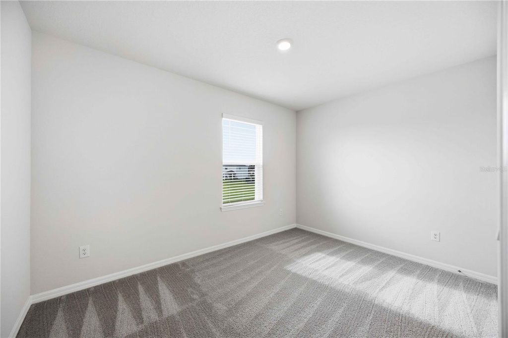 Image 48 of property listing at 624 160TH STREET E, Bradenton, FL 34212