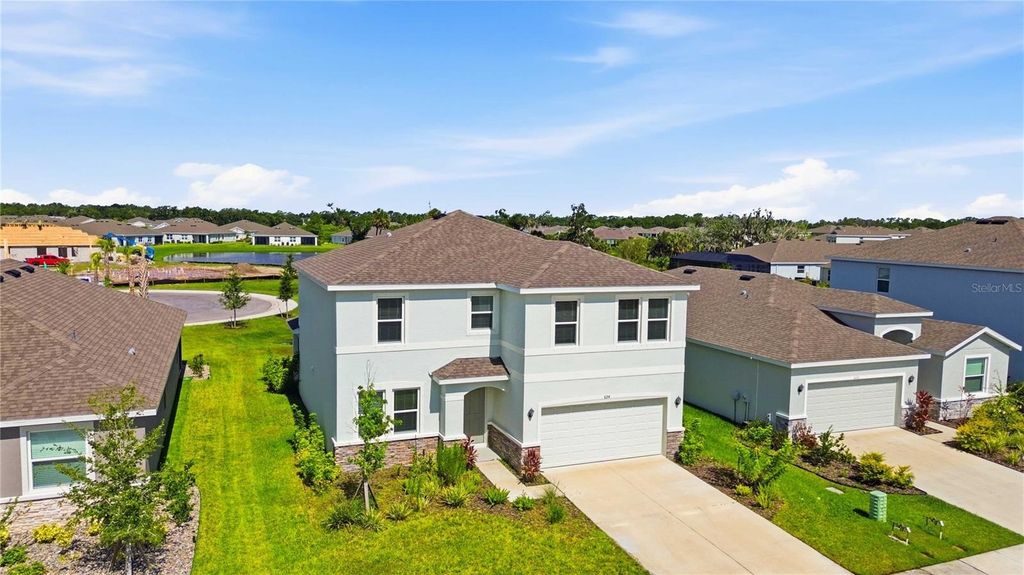 Image 67 of property listing at 624 160TH STREET E, Bradenton, FL 34212