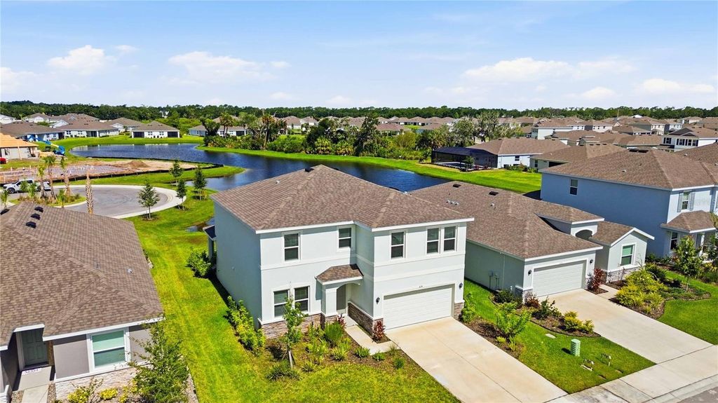 Image 69 of property listing at 624 160TH STREET E, Bradenton, FL 34212