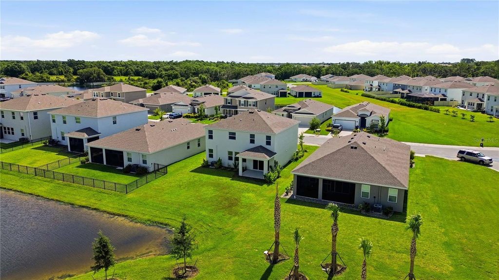 Image 75 of property listing at 624 160TH STREET E, Bradenton, FL 34212