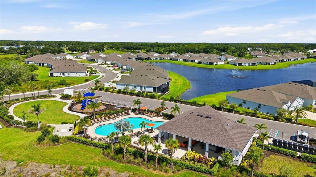 Image 76 of property listing at 624 160TH STREET E, Bradenton, FL 34212