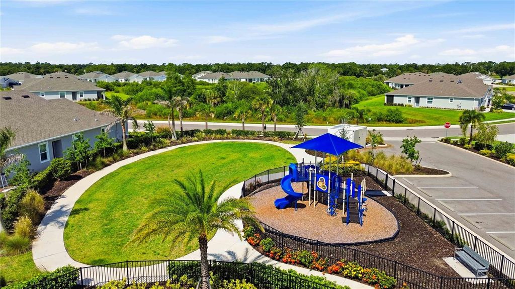 Image 77 of property listing at 624 160TH STREET E, Bradenton, FL 34212