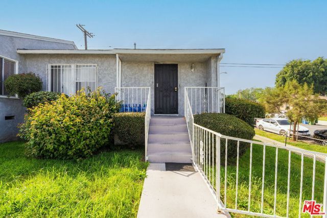 9506 S Manhattan Place, Los Angeles, CA 90047