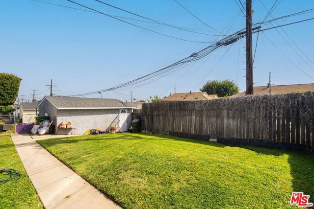 9506 S Manhattan Place, Los Angeles, CA 90047