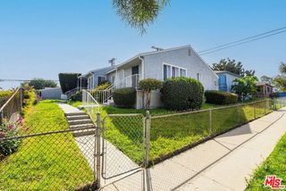 9506 S Manhattan Place, Los Angeles, CA 90047