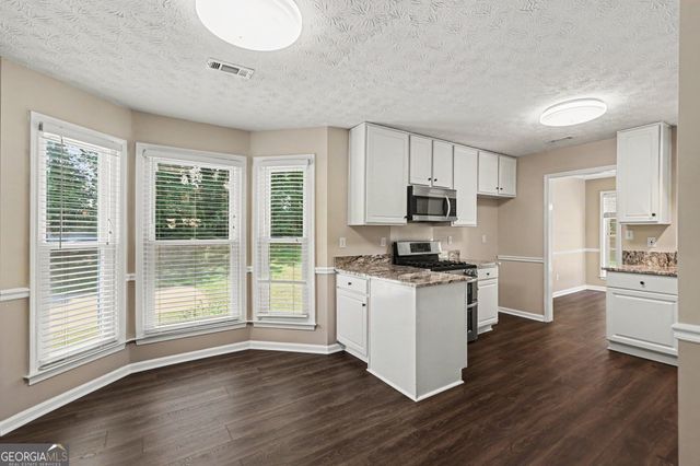 35 Wenham Lane, Sharpsburg, GA 30277