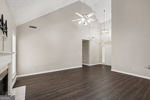 35 Wenham Lane, Sharpsburg, GA 30277