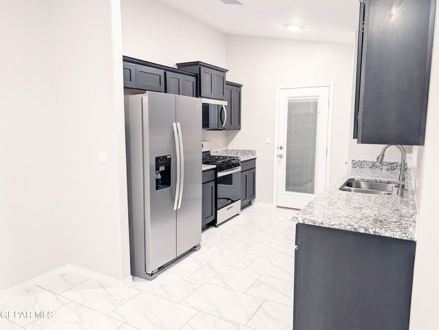 14528 RUSSELL BOREA Avenue, El Paso, TX 79938