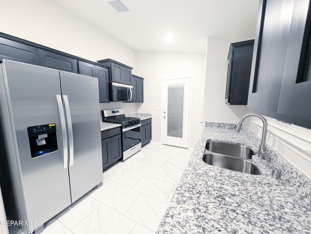 14528 RUSSELL BOREA Avenue, El Paso, TX 79938