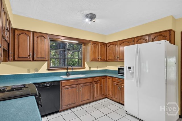 55 River Bend Road, Richmond Hill, GA 31324