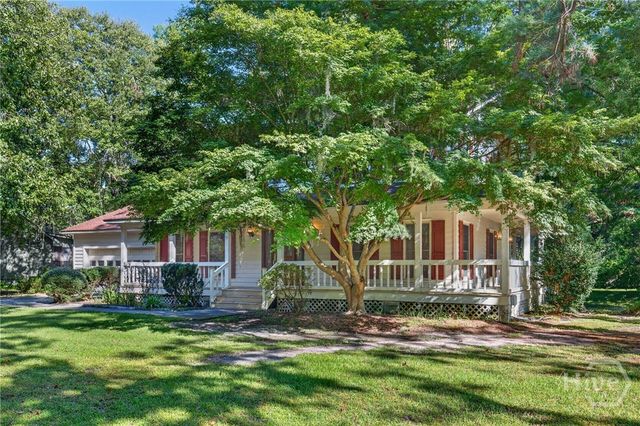 55 River Bend Road, Richmond Hill, GA 31324