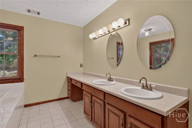 55 River Bend Road, Richmond Hill, GA 31324