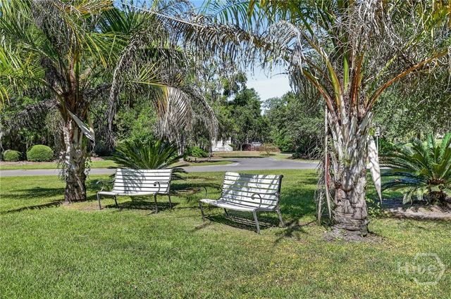 55 River Bend Road, Richmond Hill, GA 31324