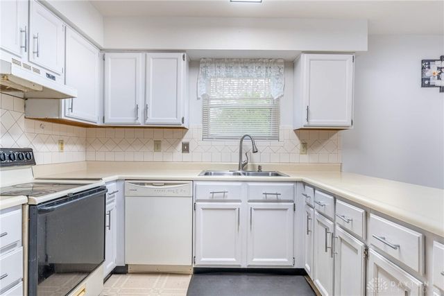 6809 Casa Grande Court, Dayton, OH 45424