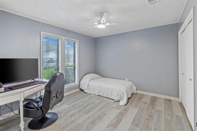 4601 W QUAIL HOLLOW Drive, Lake Charles, LA 70605